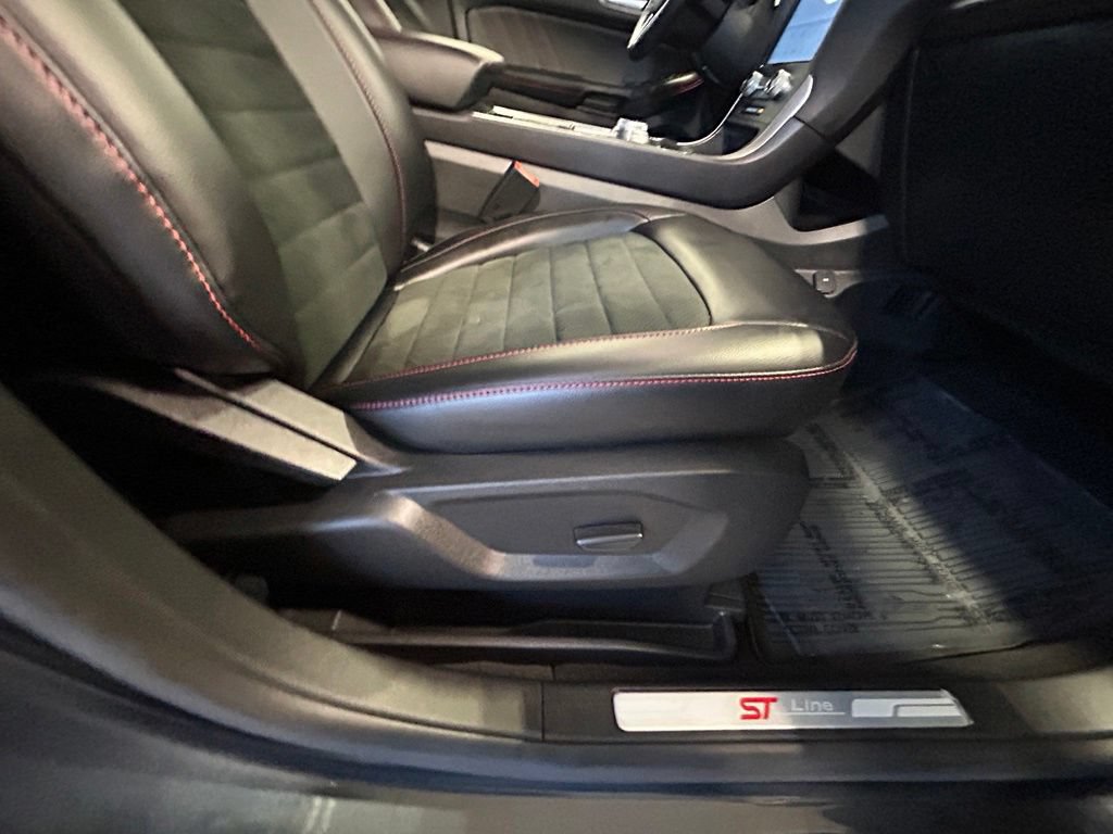 Certified 2023 Ford Edge ST-Line w/ Cargo Accessory Package AWD/4WD image 24
