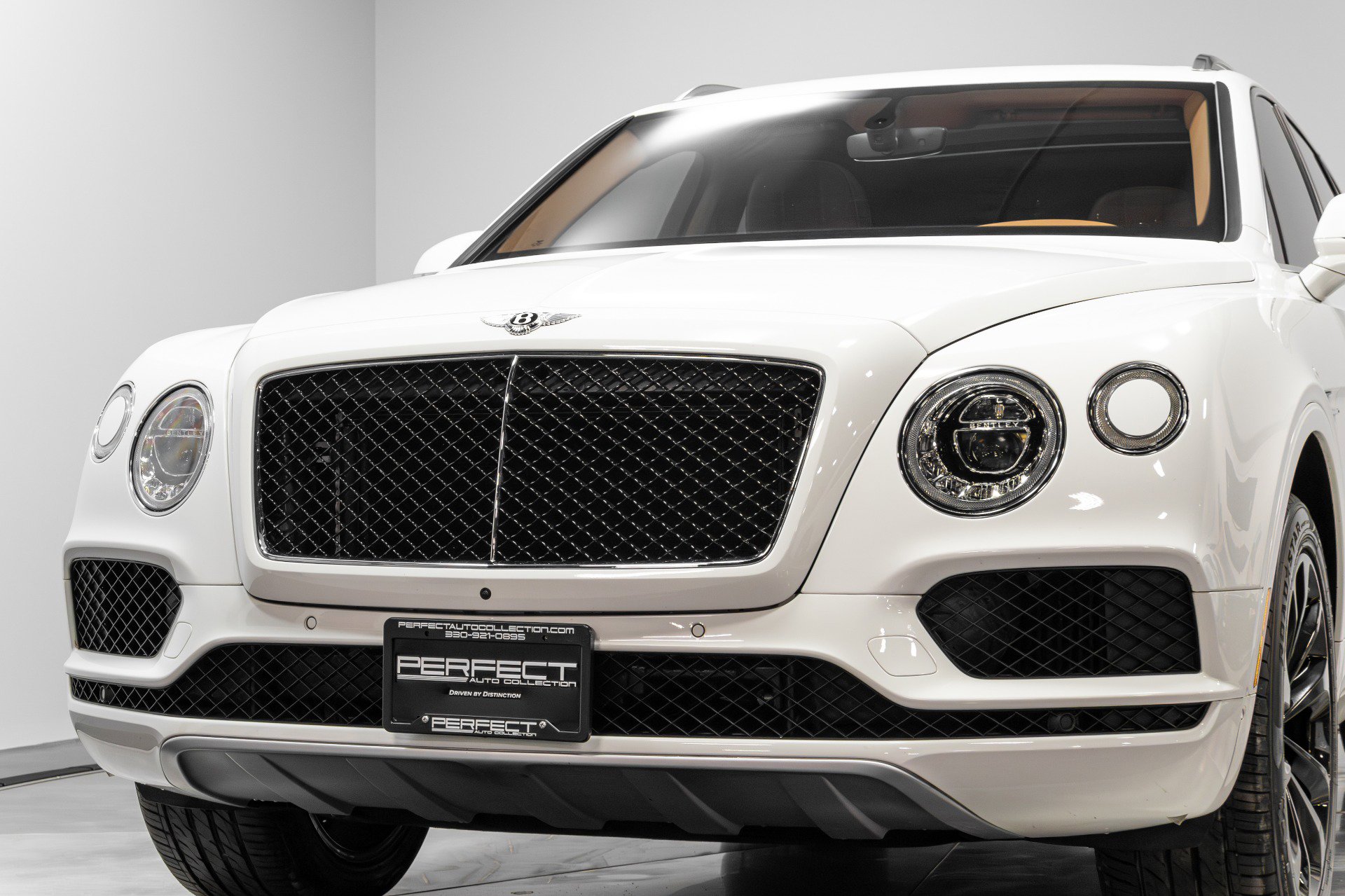 Used 2019 Bentley Bentayga image 69
