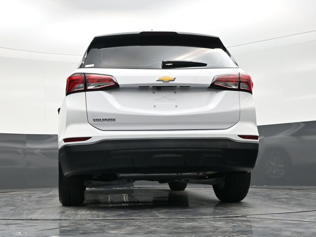 Used 2023 Chevrolet Equinox LS image 24