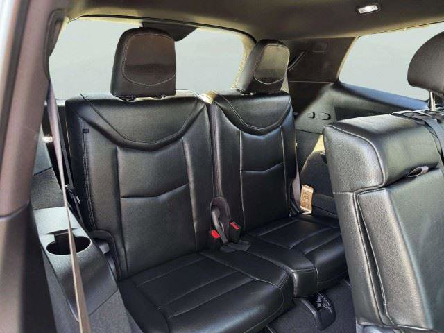 Used 2024 Cadillac XT6 Luxury w/ LPO, Floor Liner Package FWD image 50
