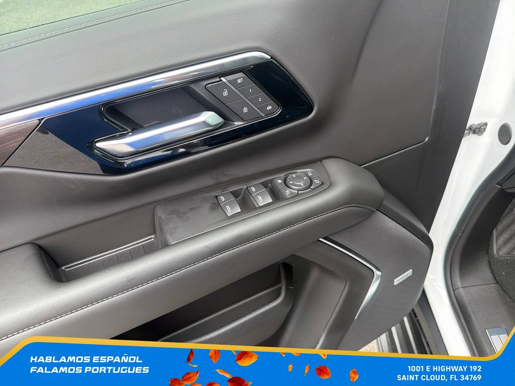 New 2026 Chevrolet Suburban LT w/ Comfort Package AWD/4WD image 13