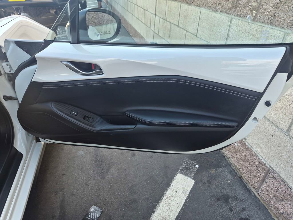 Used 2025 MAZDA MX-5 Miata Club image 19