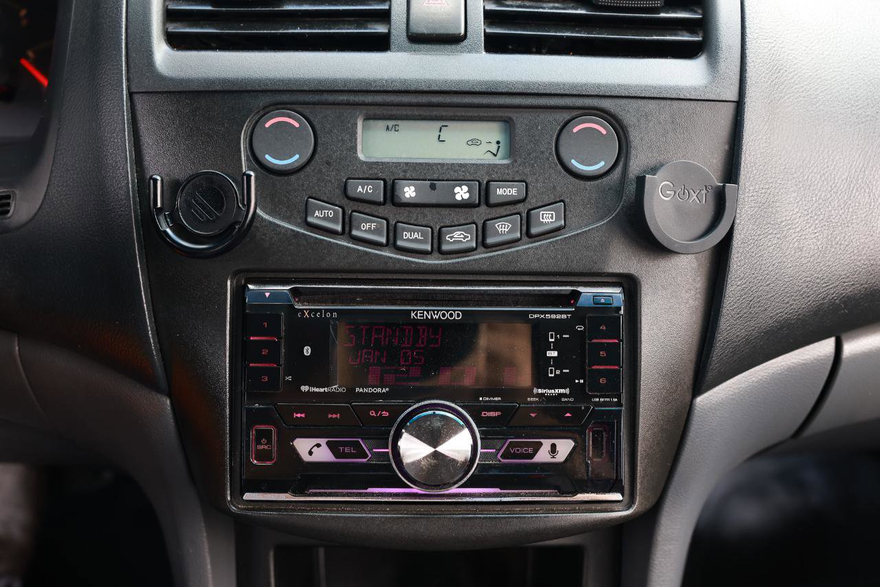 Used 2004 Honda Accord LX image 30