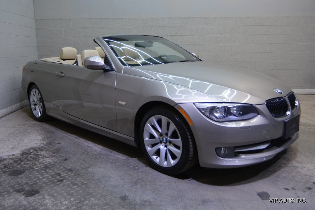 Used 2011 BMW 328i Convertible RWD image 1