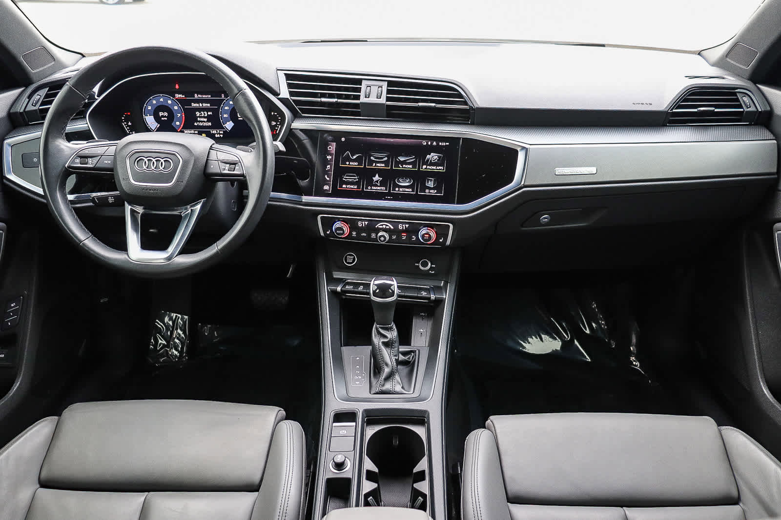 New 2023 Audi Q3 2.0T Premium w/ Black Optic Sport Package image 16