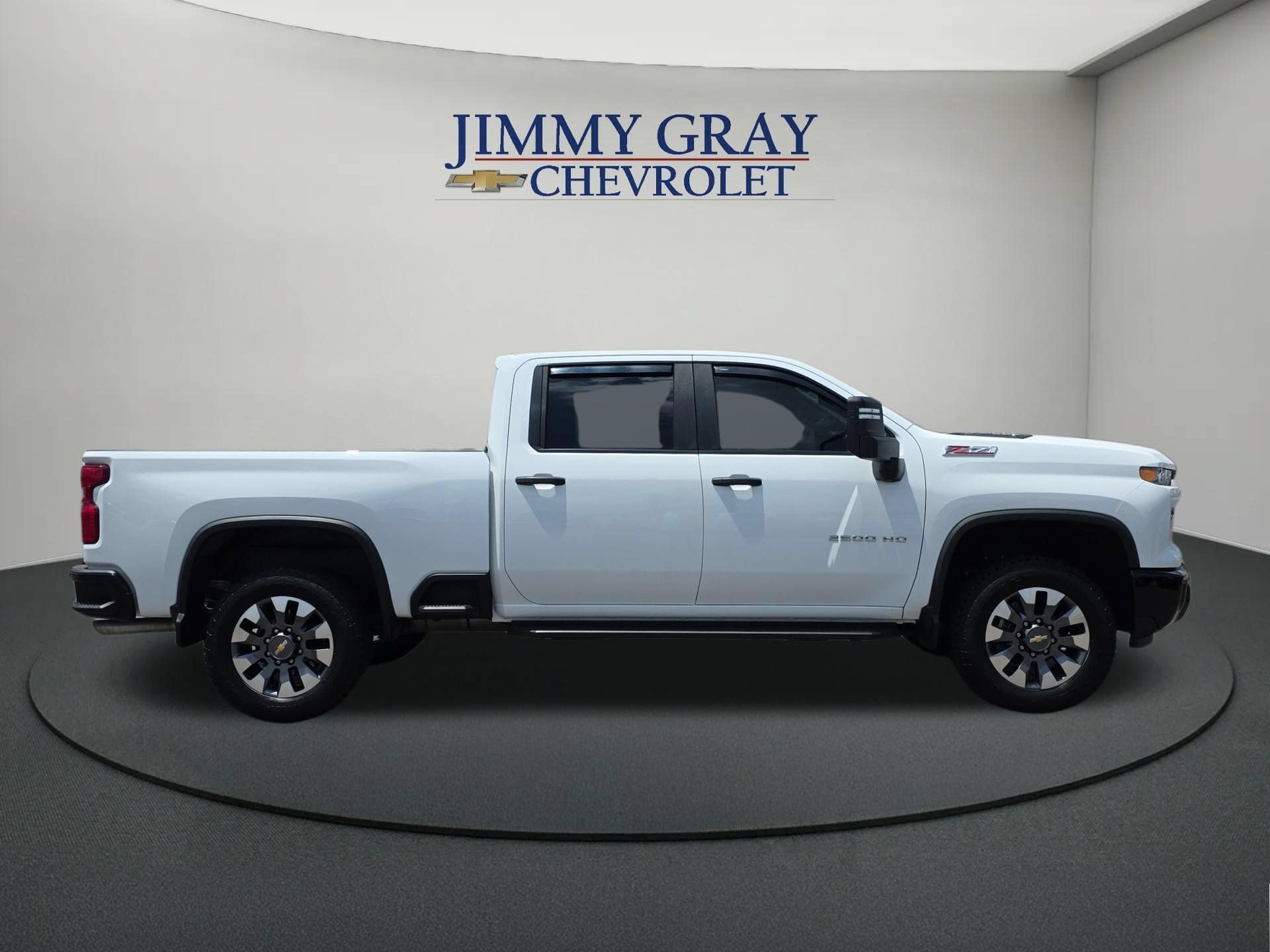 Used 2024 Chevrolet Silverado 2500 Custom w/ Custom Convenience Package AWD/4WD image 6