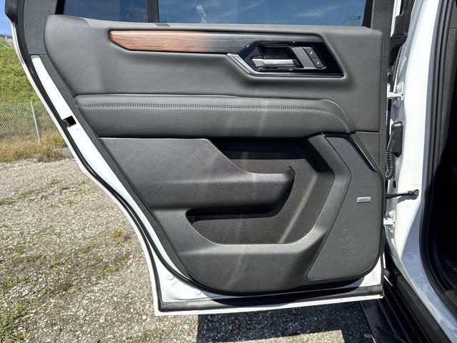 New 2026 GMC Yukon Denali image 23