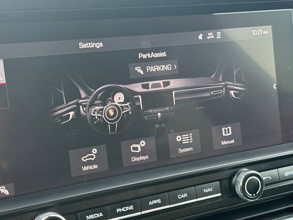 Used 2019 Porsche Macan Base image 24