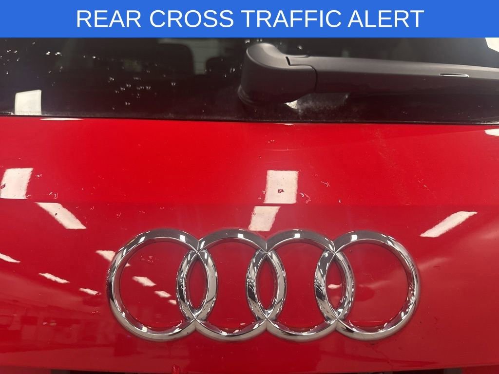 Used 2023 Audi Q3 2.0T Premium w/ Convenience Package image 14