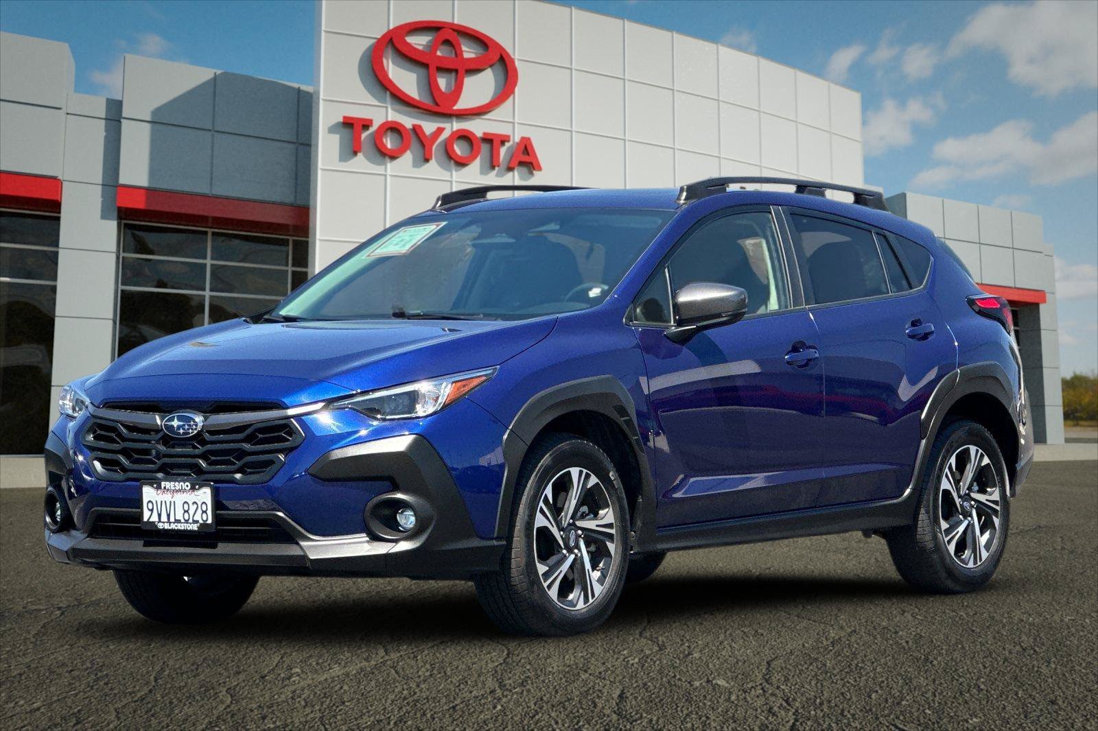 Used 2025 Subaru Crosstrek 2.5i Premium AWD/4WD image 7
