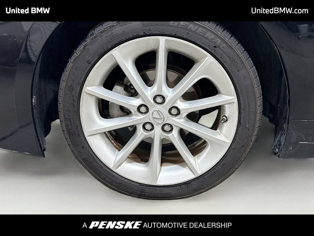 Used 2012 Lexus CT 200h Premium w/ Leather Pkg FWD image 2