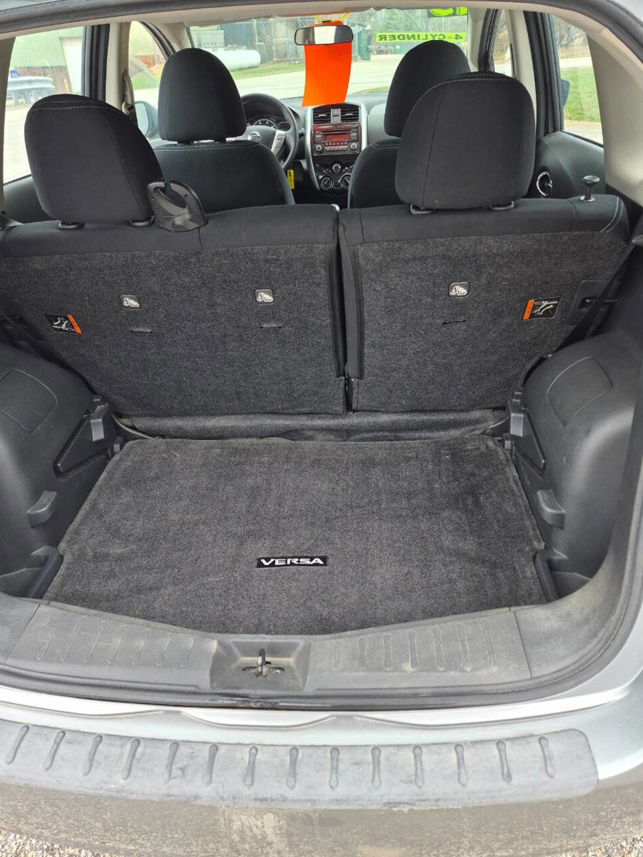 Used 2015 Nissan Versa Note SV FWD image 8