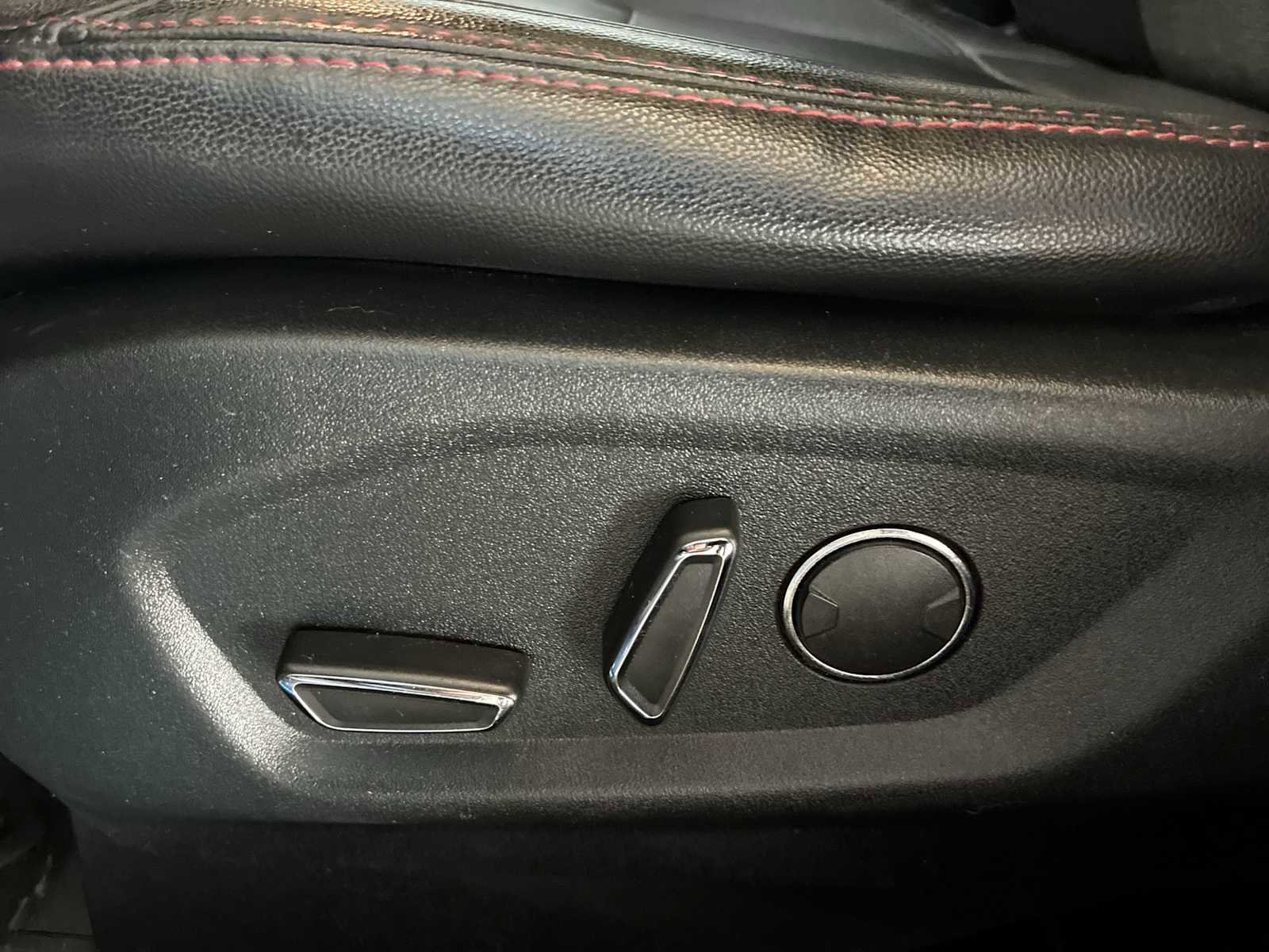 Used 2018 Ford Explorer Sport w/ Equipment Group 401A image 14