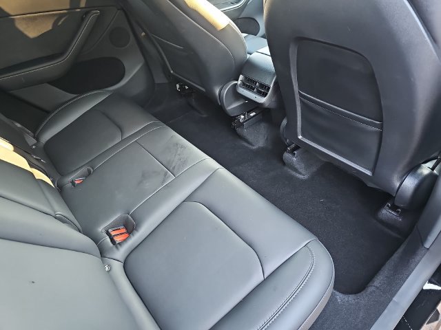Used 2023 Tesla Model Y Long Range AWD/4WD image 11