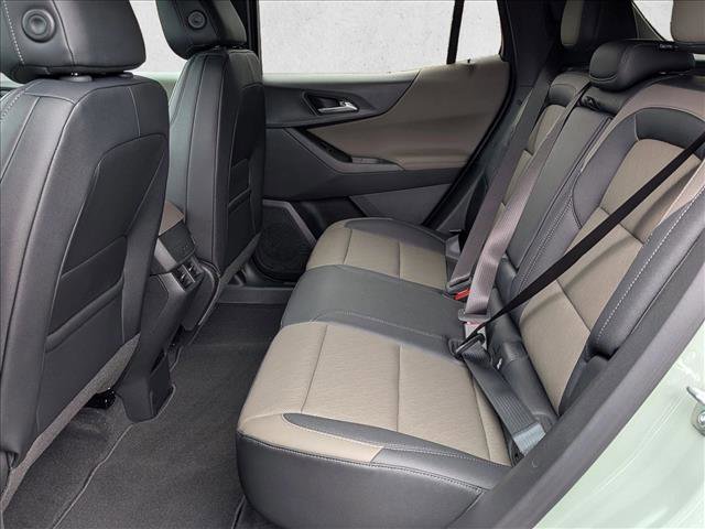 New 2026 Chevrolet Equinox LT w/ Convenience Package II AWD/4WD image 16