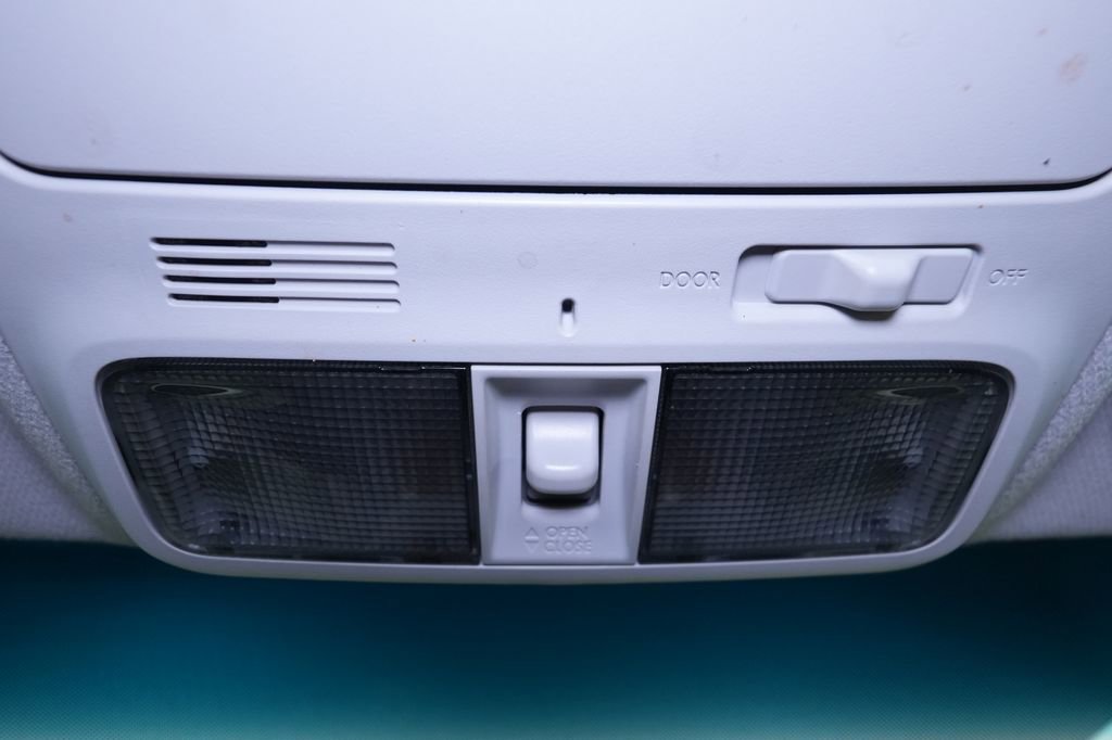 Used 2012 Subaru Forester 2.5X Touring image 35