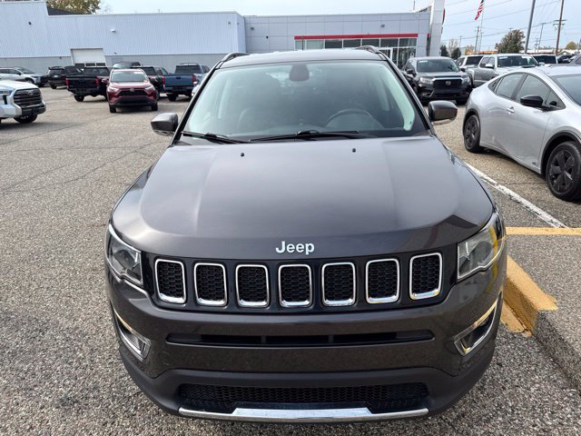 Used 2019 Jeep Compass Limited AWD/4WD image 3