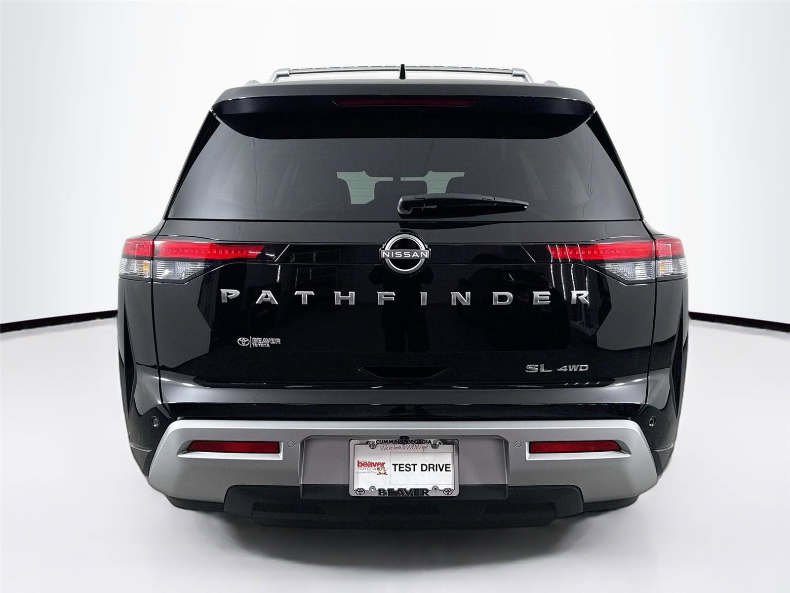 Used 2024 Nissan Pathfinder SL image 7