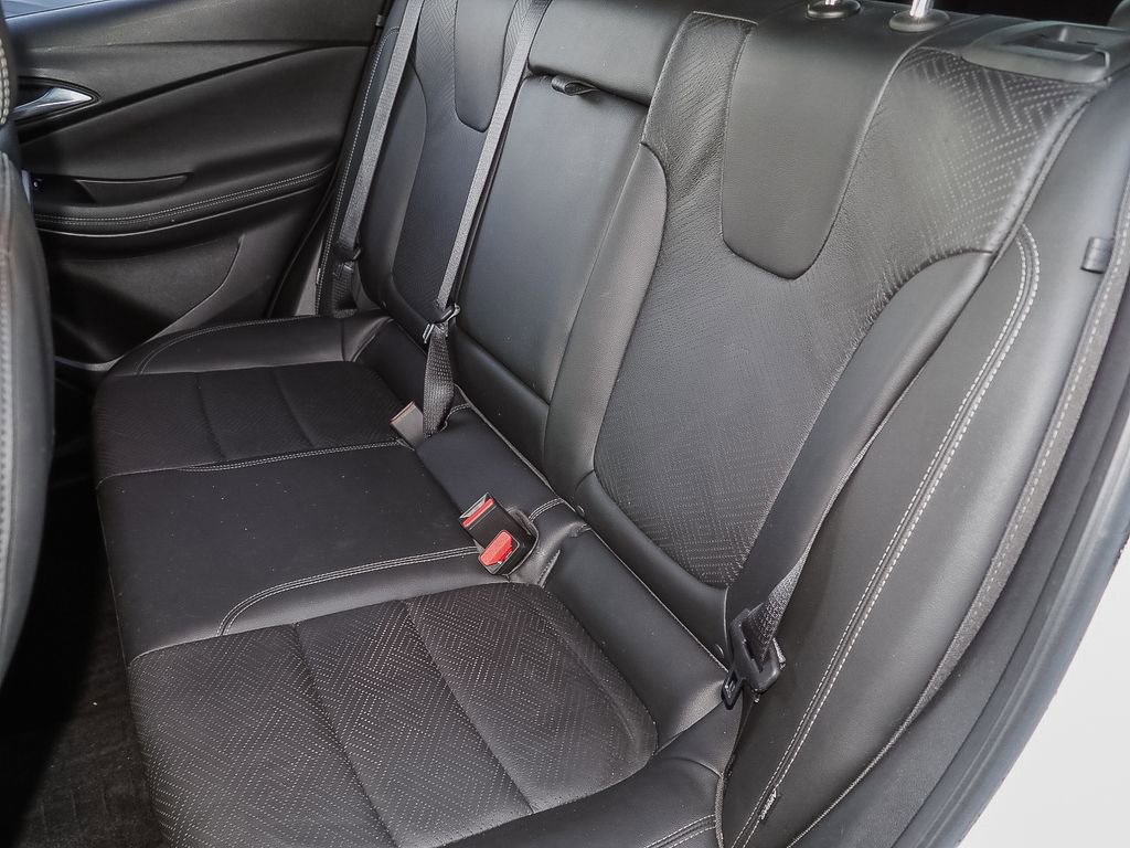 Certified 2022 Buick Encore GX Essence w/ Experience Buick Package image 26