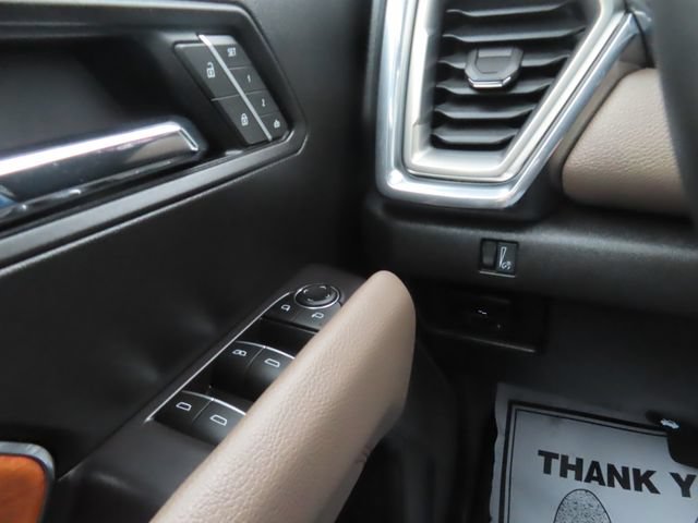 Used 2023 GMC Canyon Denali AWD/4WD image 31