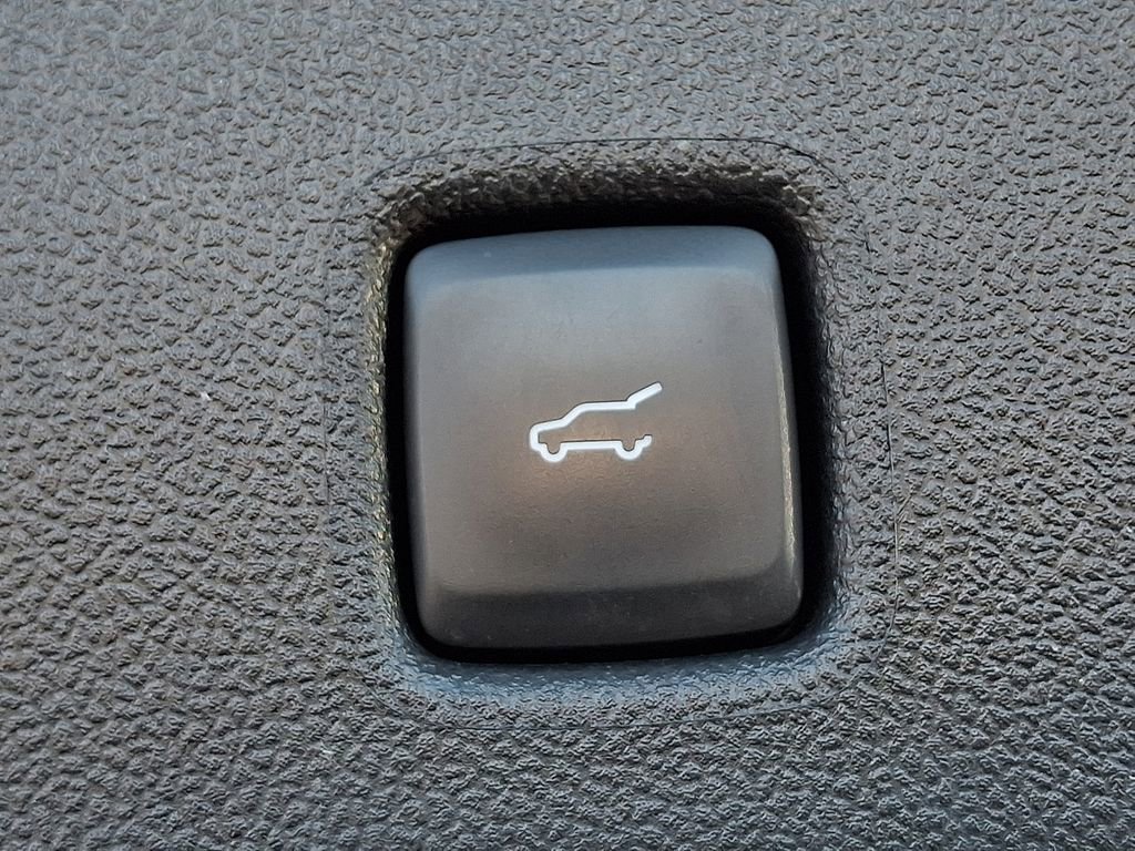 Used 2024 Ford Escape Platinum image 29