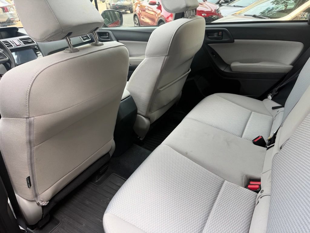Used 2016 Subaru Forester 2.5i Premium w/ All-Weather Package AWD/4WD image 12