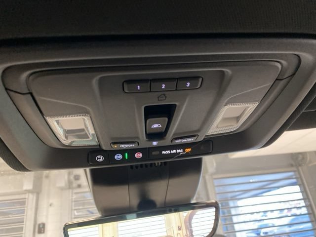 New 2026 Chevrolet Silverado 1500 ZR2 AWD/4WD image 17
