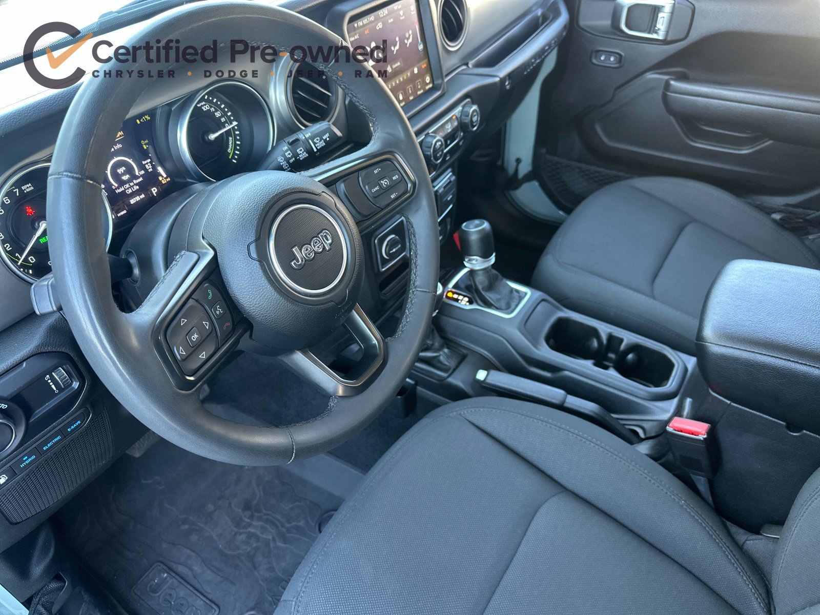 Used 2023 Jeep Wrangler Unlimited w/ Cold Weather Group AWD/4WD image 11