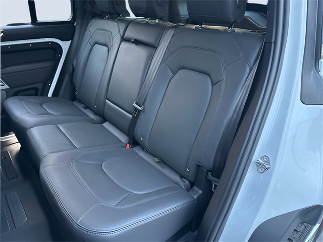 Used 2024 Land Rover Defender 110 S image 29