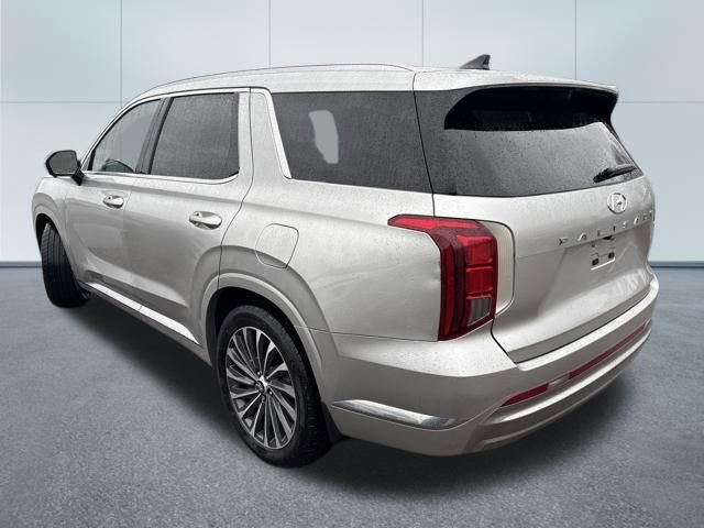 Used 2024 Hyundai Palisade Calligraphy video 2
