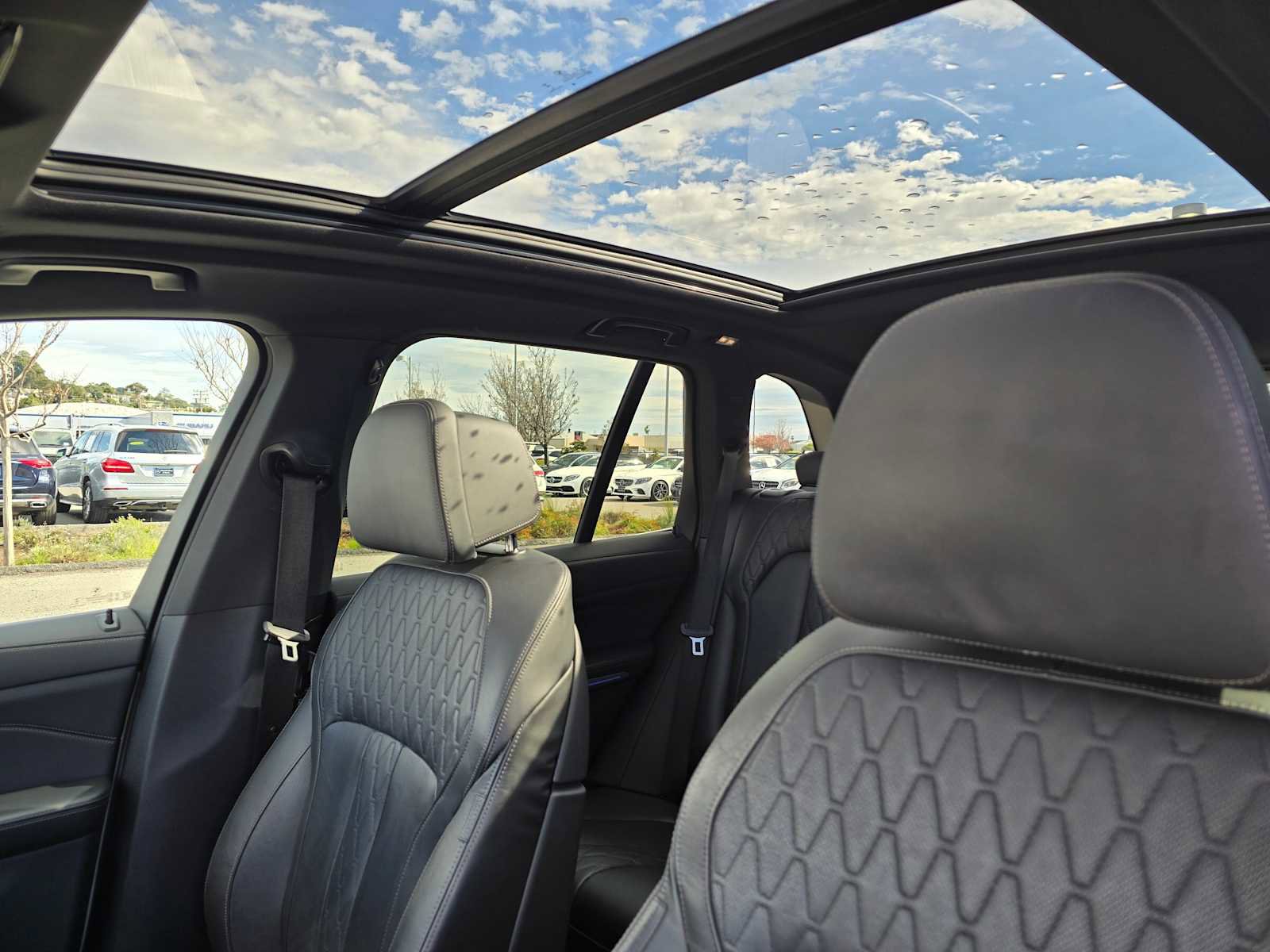 Used 2025 BMW X5 xDrive50e image 23