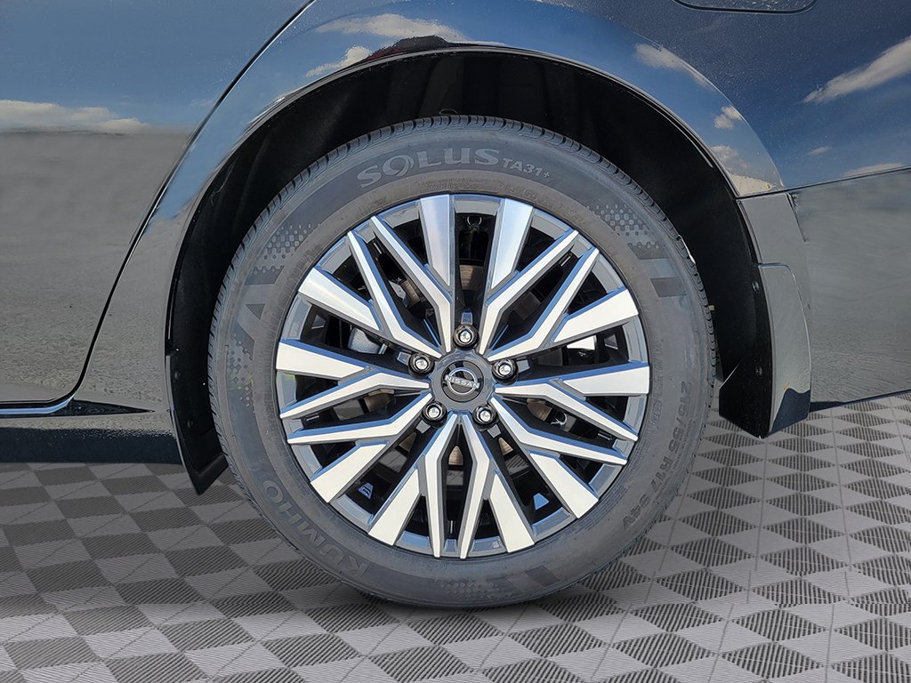 New 2026 Nissan Altima 2.5 SV FWD image 13