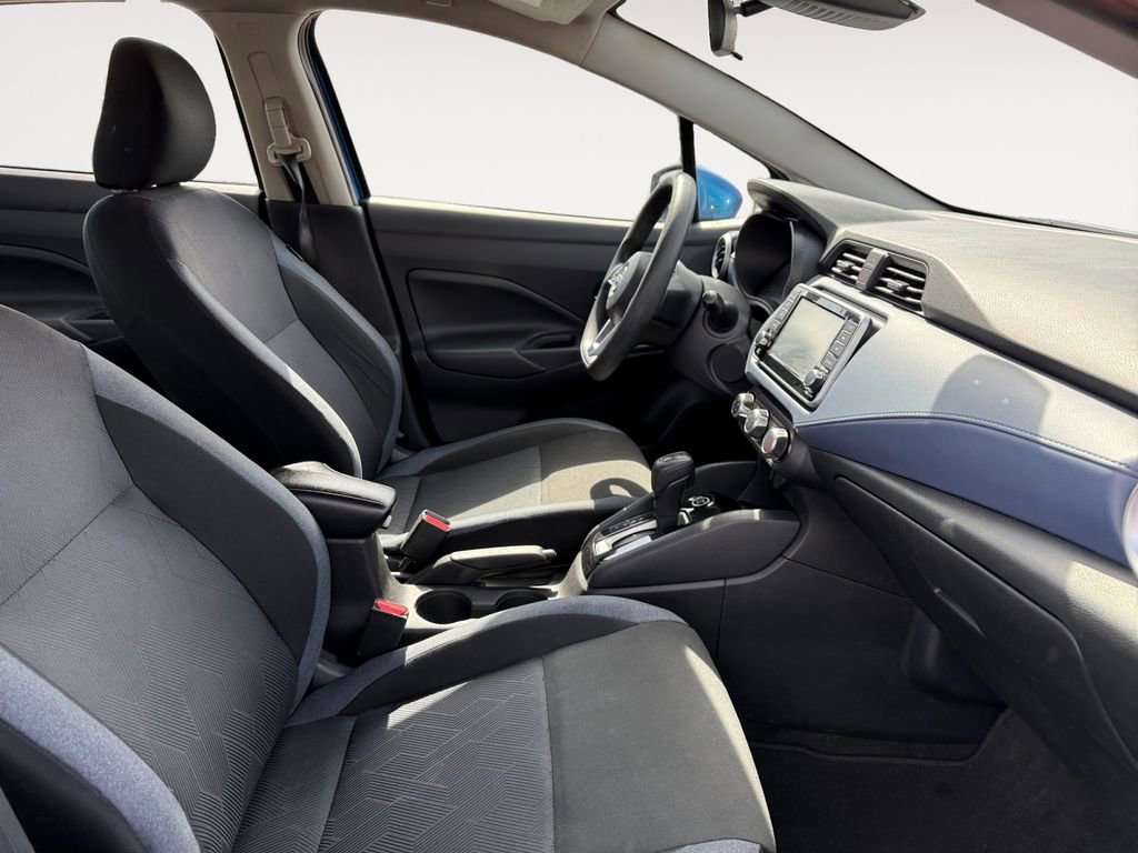 Used 2023 Nissan Versa SV image 15