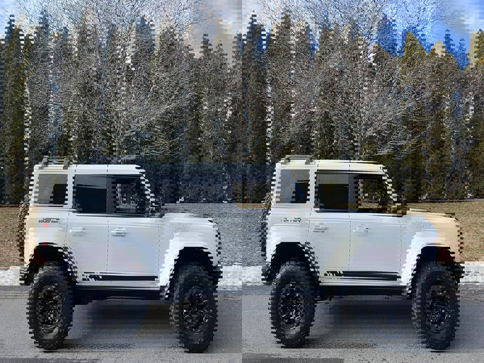 Used 2024 Ford Bronco Raptor w/ Interior Carbon Fiber Pack 6 image 35