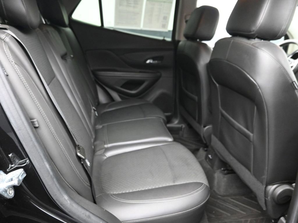 Used 2022 Buick Encore Preferred w/ Safety Package image 9