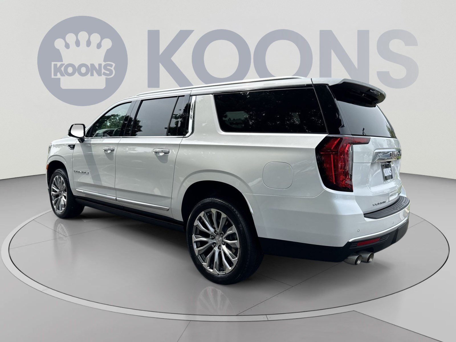 Used 2024 GMC Yukon XL Denali w/ Max Trailering Package AWD/4WD image 4