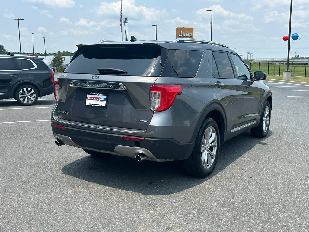 Used 2023 Ford Explorer Limited image 6