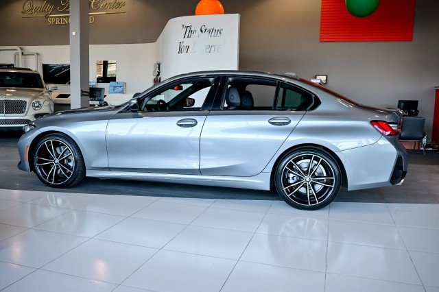 Used 2023 BMW 330i xDrive Sedan w/ M Sport Package image 8