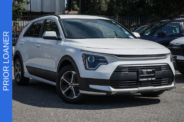 Certified 2025 Kia Niro EX