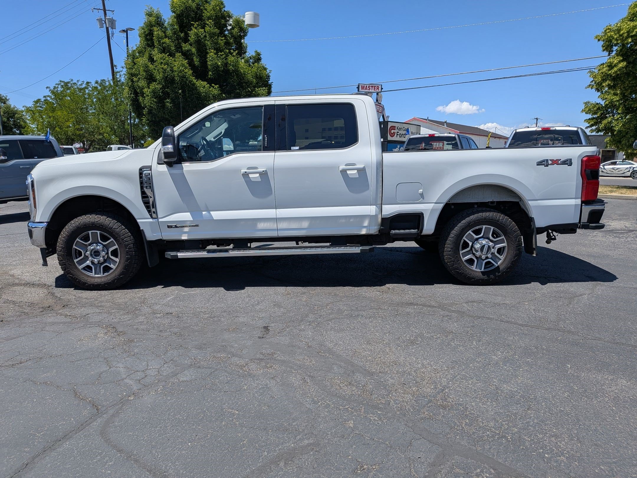 Certified 2024 Ford F350 Lariat AWD/4WD image 10