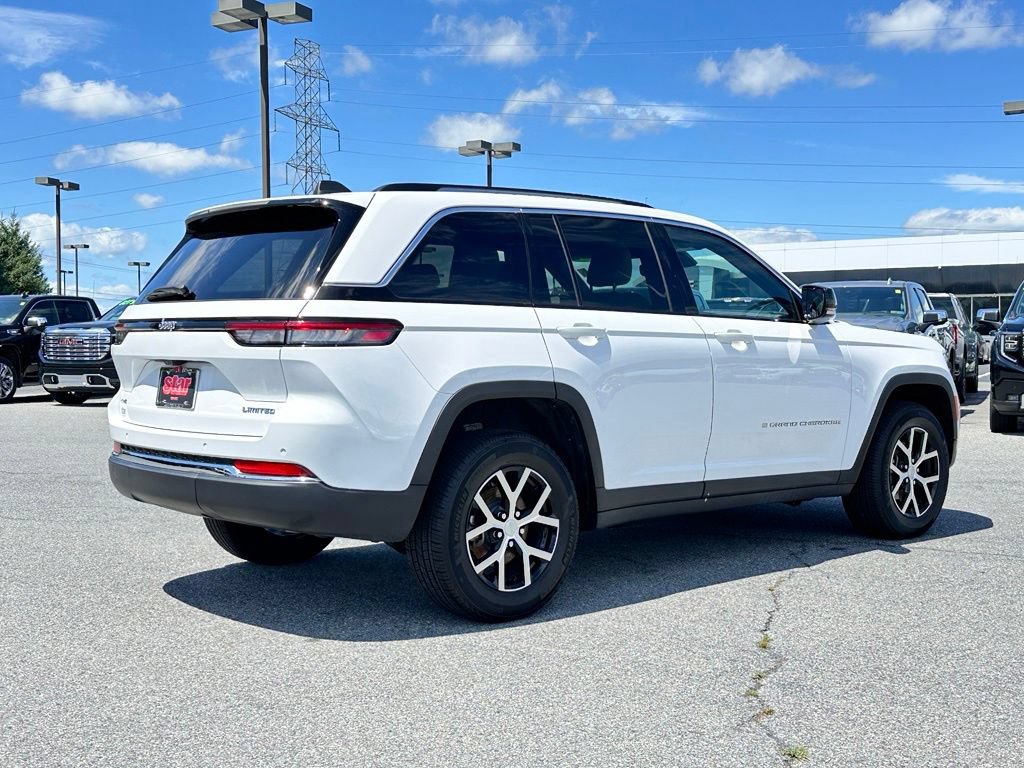 Used 2023 Jeep Grand Cherokee Limited AWD/4WD image 10