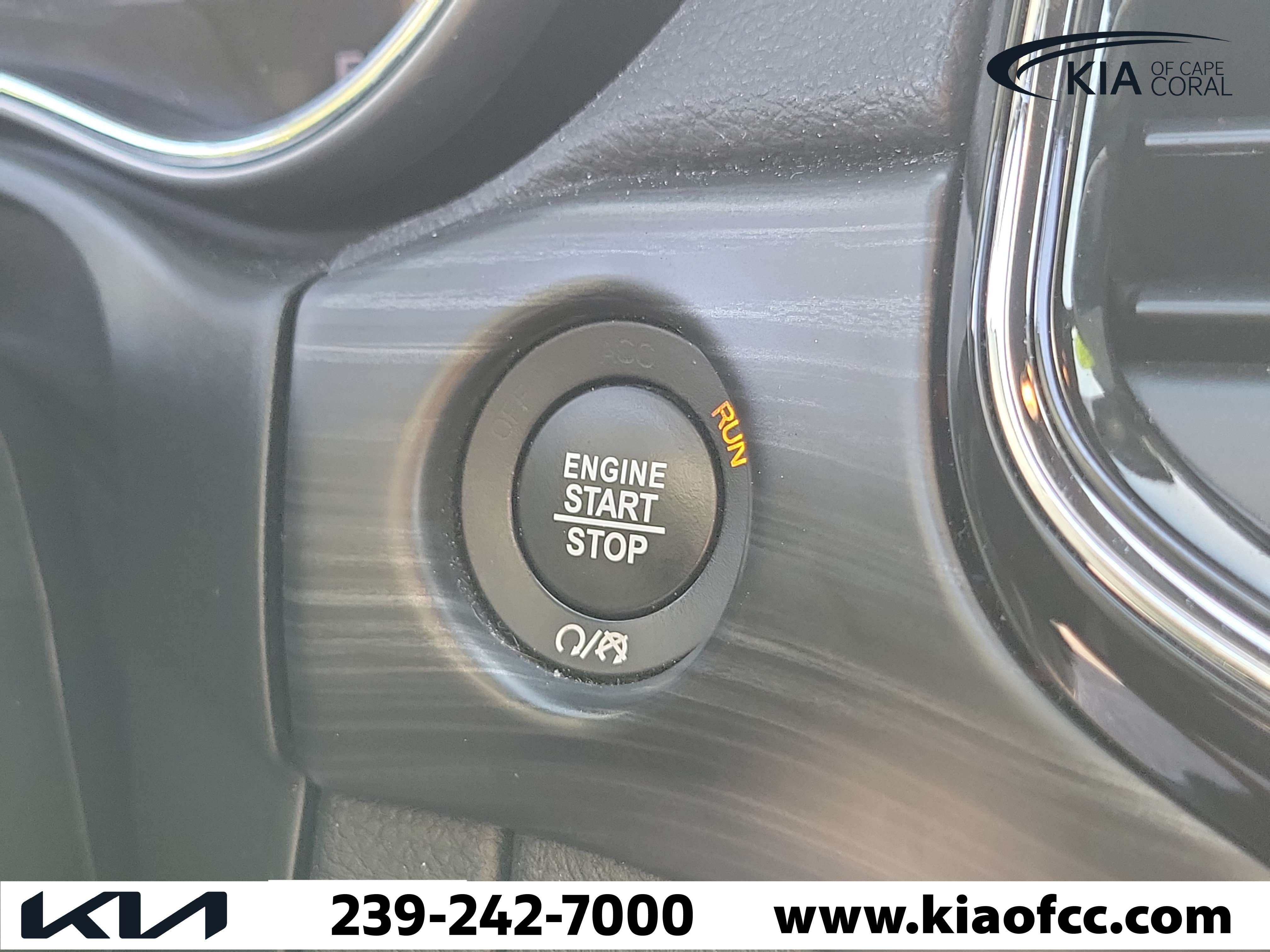 Used 2021 Jeep Grand Cherokee Laredo X RWD image 30