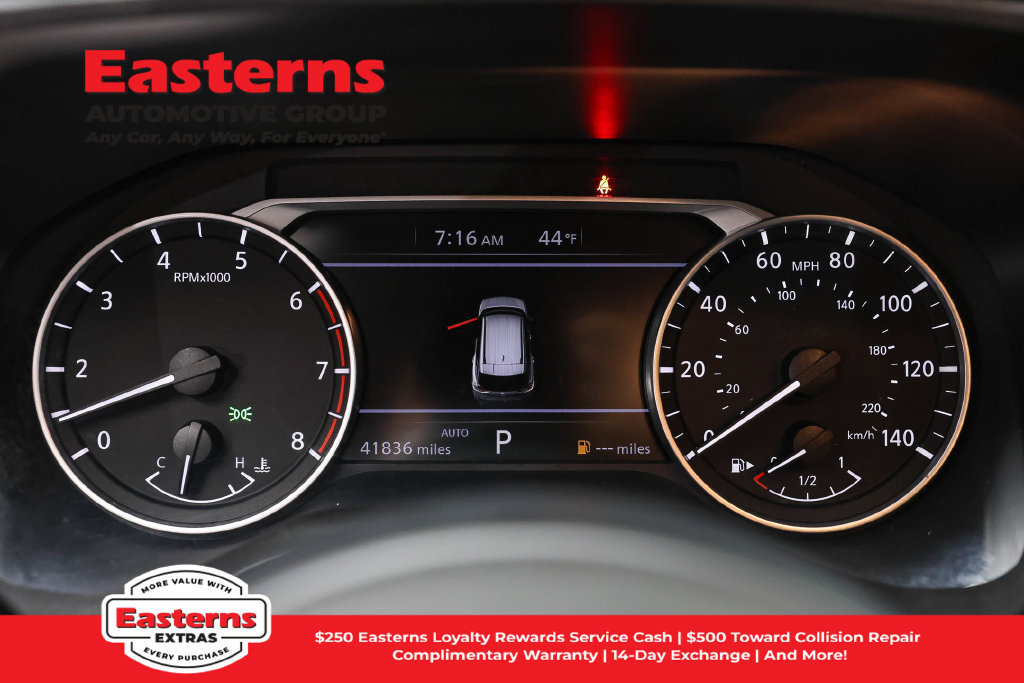 Used 2023 Nissan Rogue S AWD/4WD image 19