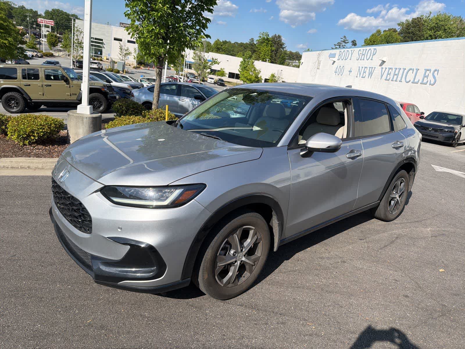 Used 2023 Honda HR-V EX-L image 4