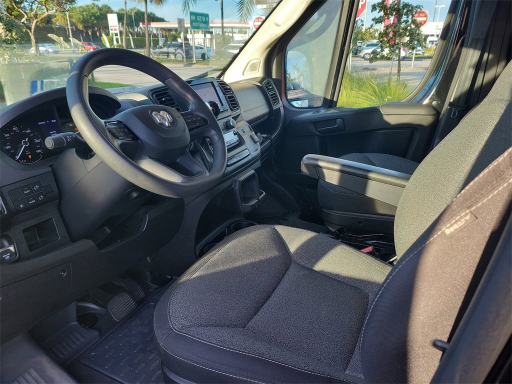 Used 2023 RAM ProMaster 3500 w/ Black Appearance Package image 12