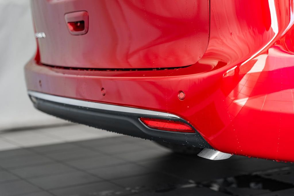 New 2026 Chrysler Pacifica Pinnacle image 6