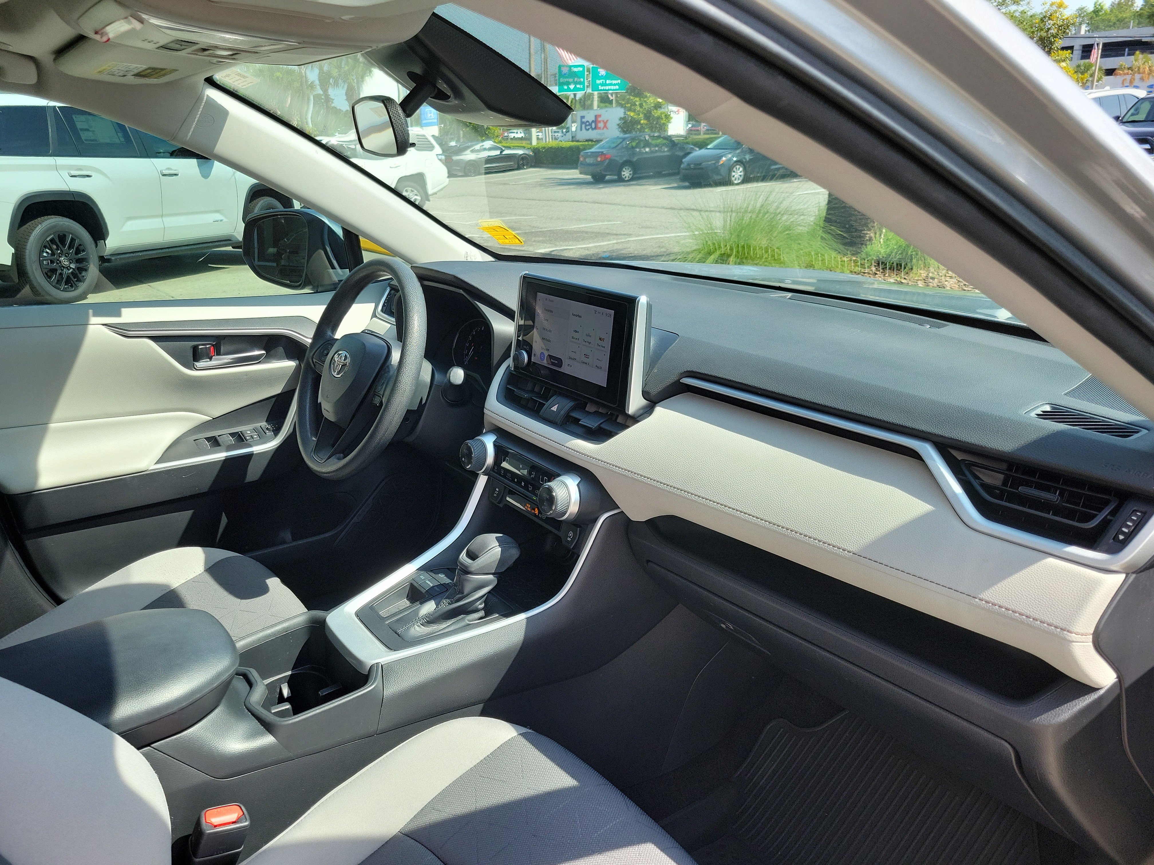 Certified 2023 Toyota RAV4 XLE w/ Convenience Package FWD image 31