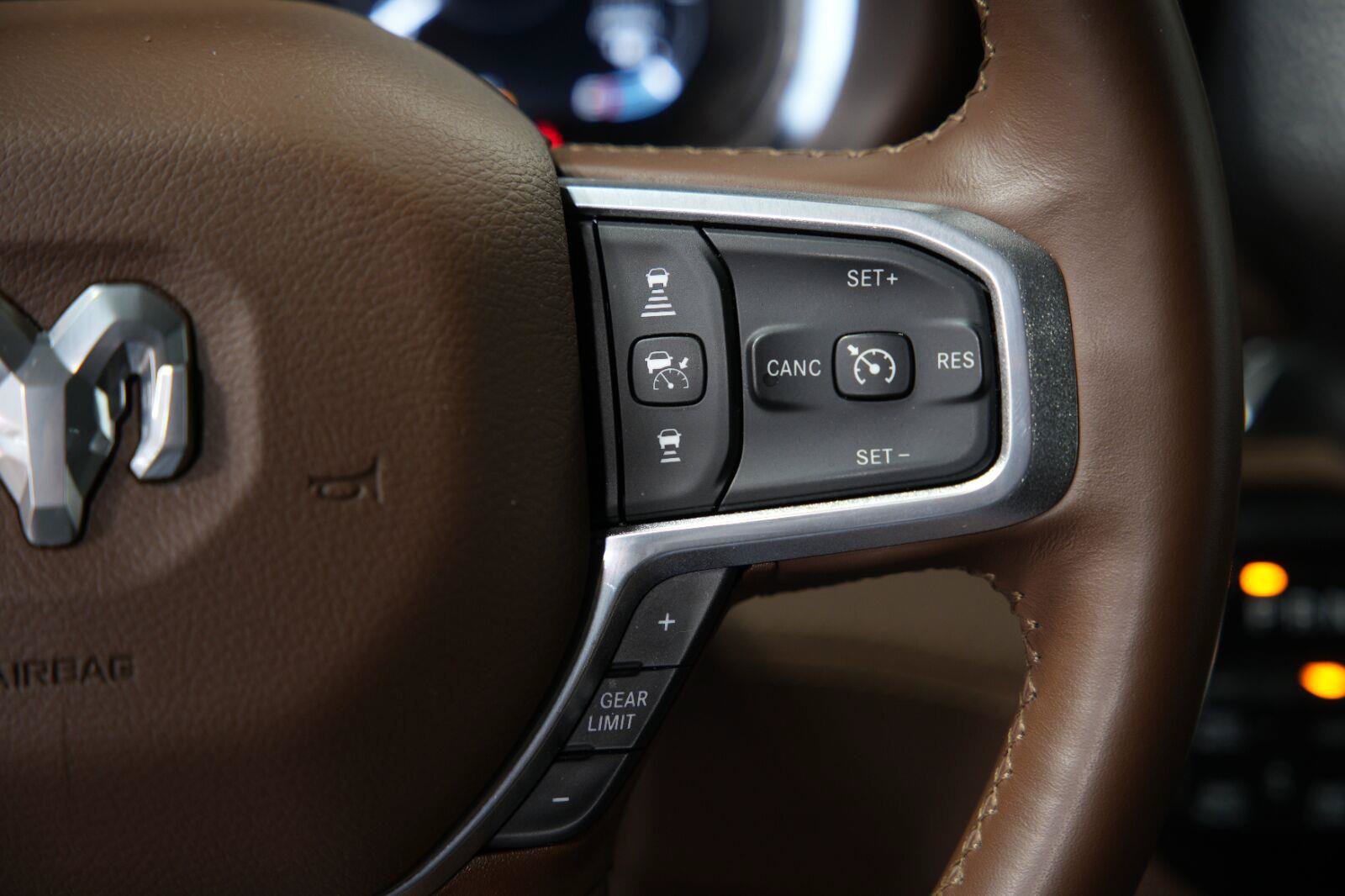 Used 2023 RAM 1500 Limited AWD/4WD image 54