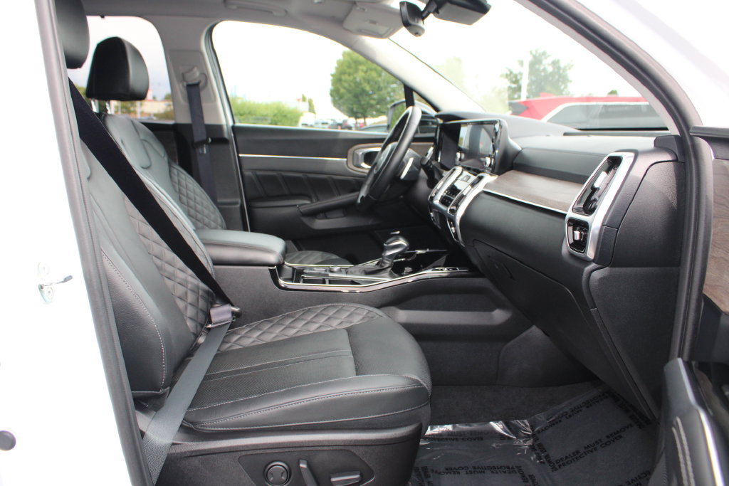 Used 2023 Kia Sorento SX Prestige AWD/4WD image 13