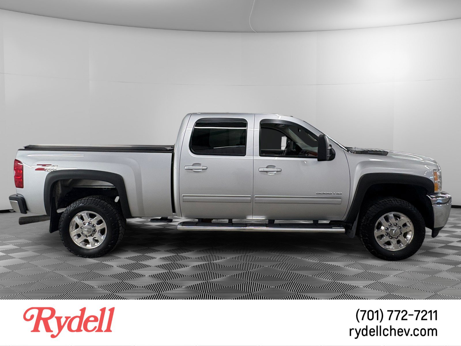 Used 2014 Chevrolet Silverado 3500 LTZ w/ Suspension Package, Off-Road AWD/4WD image 6